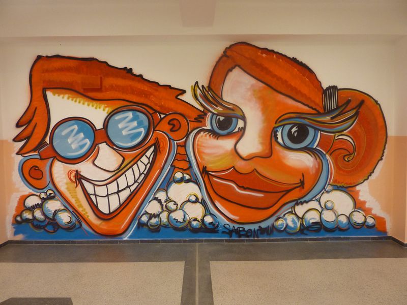 Graffiti na chodbě v přízemí, autor: Martin Sněhota (bývalý žák)